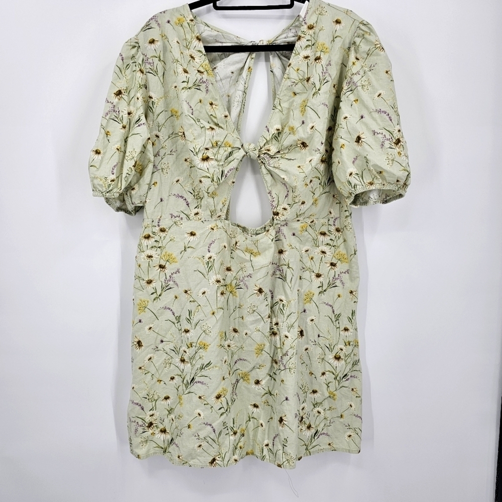 H&M Puff Sleeve Cutout Mini Dress | Wildflower Print | Size XXL